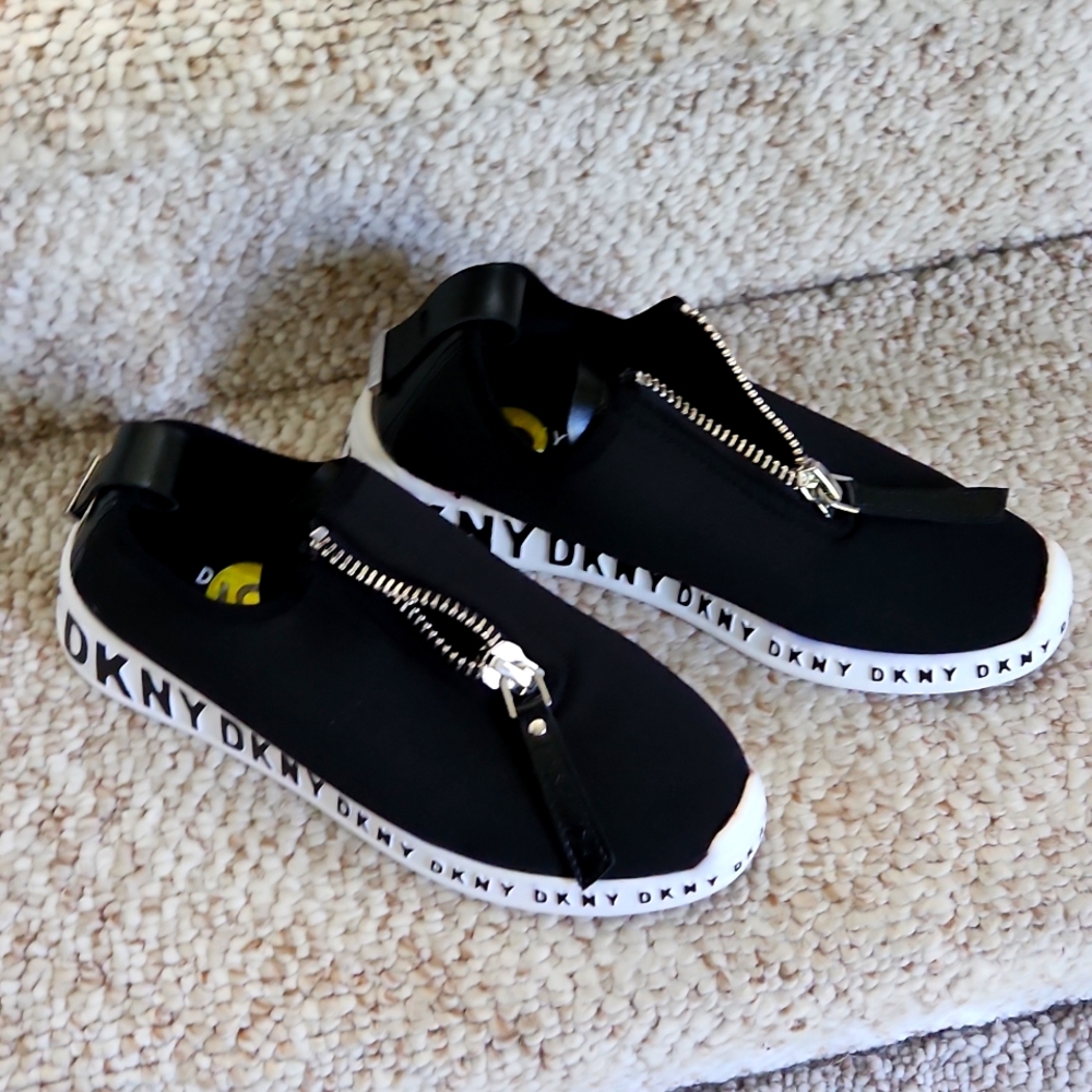 DKNY casual sneaker